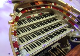 Console detail, The Troxy