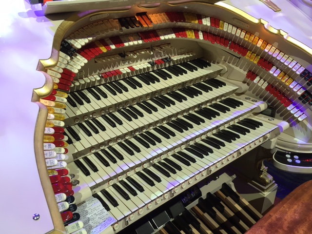 Console detail, The Troxy